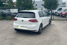 Volkswagen Golf VII GTI / 2.0 TSI / 230 CH / DSG6