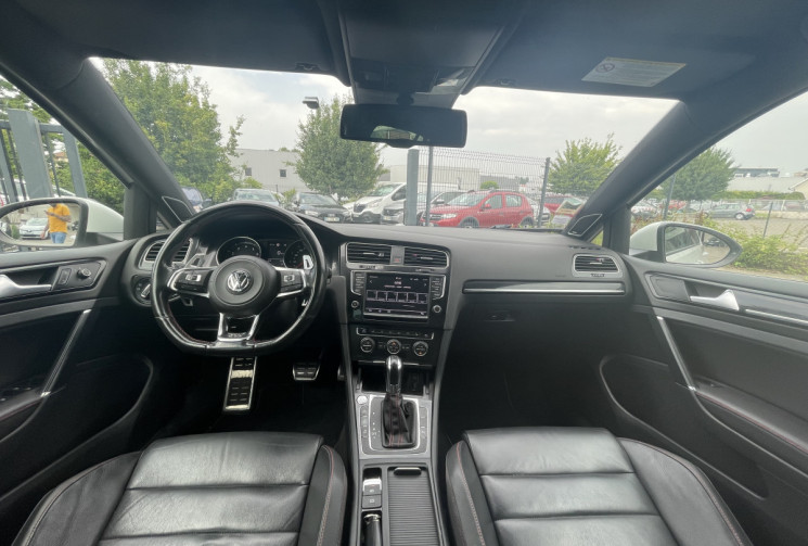 Volkswagen Golf VII GTI / 2.0 TSI / 230 CH / DSG6