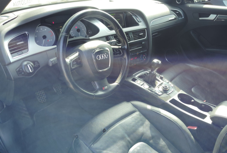 Audi S4 AVANT 3.0 V6 TFSI 333ch quattro BVM