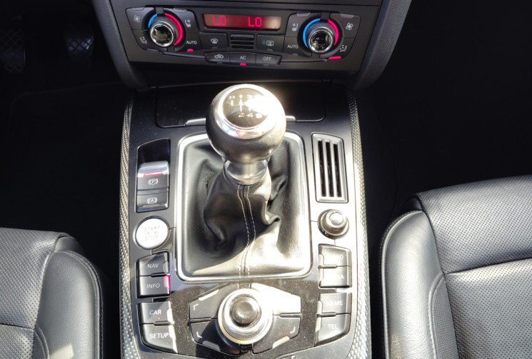 Audi S4 AVANT 3.0 V6 TFSI 333ch quattro BVM