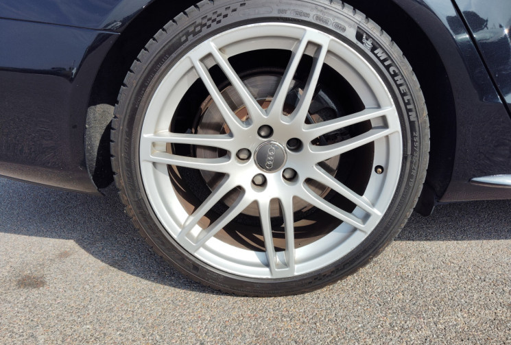 Audi S4 AVANT 3.0 V6 TFSI 333ch quattro BVM