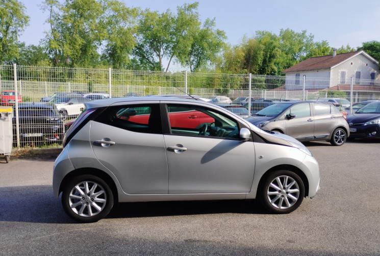 Toyota Aygo (3) 1.0 VVT-i 69 Style 5 portes + caméra