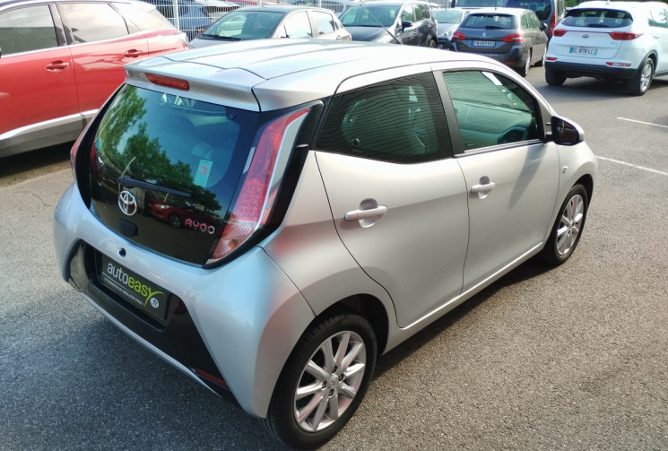 Toyota Aygo (3) 1.0 VVT-i 69 Style 5 portes + caméra