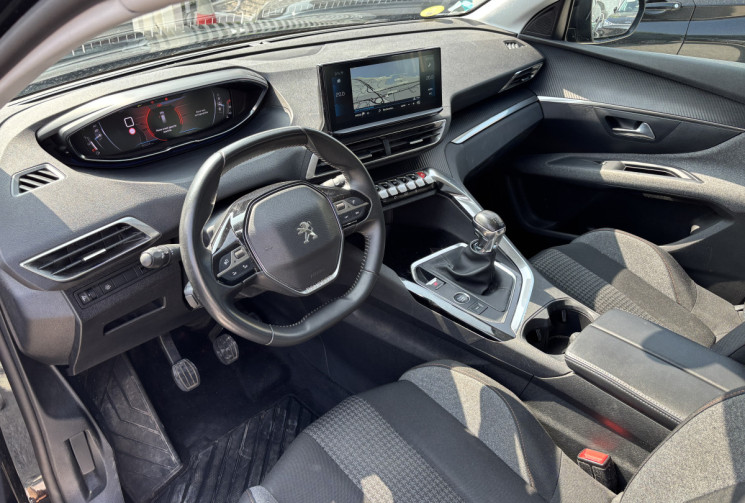 Peugeot 5008 II 1.5 BLUEHDI 130 Ch S&S Allure