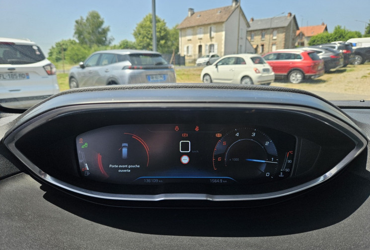 Peugeot 5008 II 1.6 HDI 120 GT LINE 7 PLACES