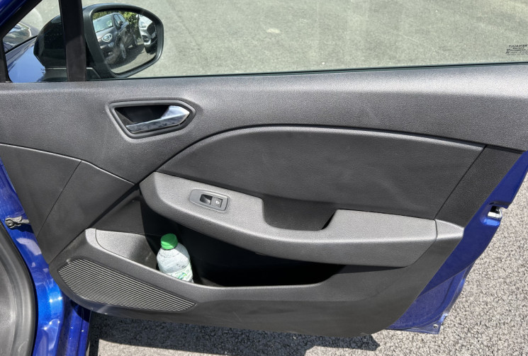 Renault Clio 1.6 E.Tech HYBRIDE 140 cv LIMITED