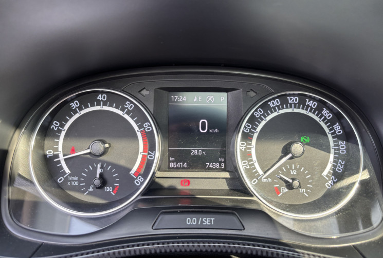 Skoda Fabia 1.2 TSI 110 Ch Monte Carlo DSG7 Greentec * TOIT PANORAMIQUE * CARPLAY
