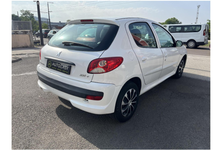Peugeot 206+ 1.4 i 75 cv