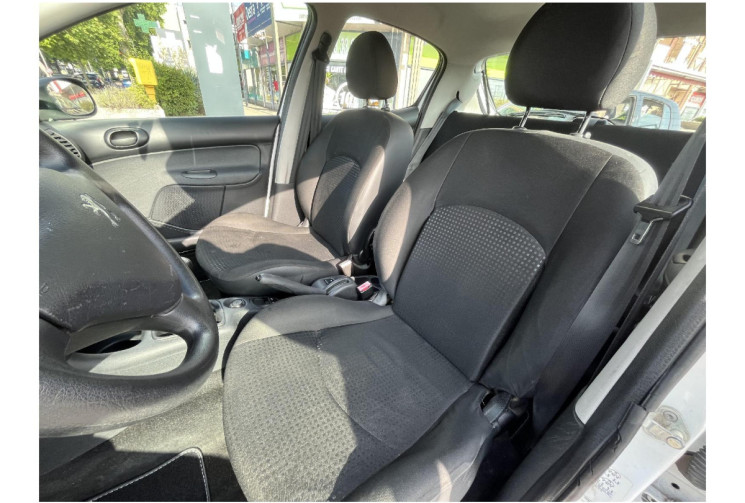 Peugeot 206+ 1.4 i 75 cv
