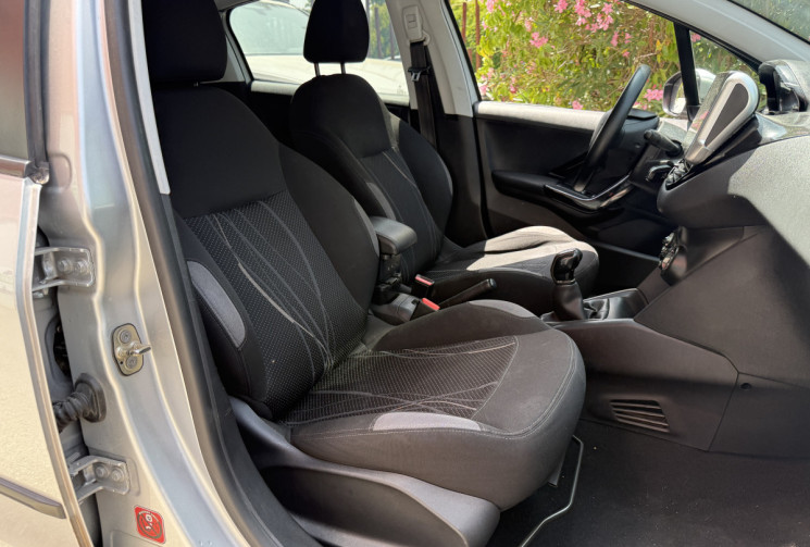 Peugeot 208 1.6 e-HDi FAP S&S 92 cv 