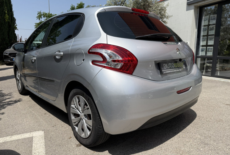 Peugeot 208 1.6 e-HDi FAP S&S 92 cv 