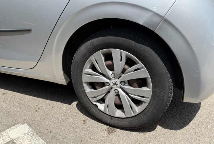 Peugeot 208 1.6 e-HDi FAP S&S 92 cv 