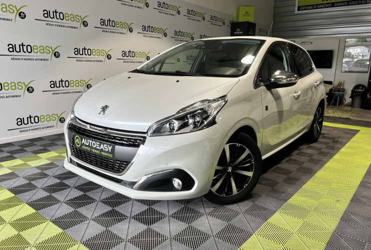Peugeot 208 110 CH EAT6 TECH EDITION