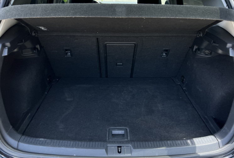 Volkswagen Golf VII 7 1.6 TDI 105 Confortline DSG7 / Distribution OK / GPS / ACC / Radars AV AR