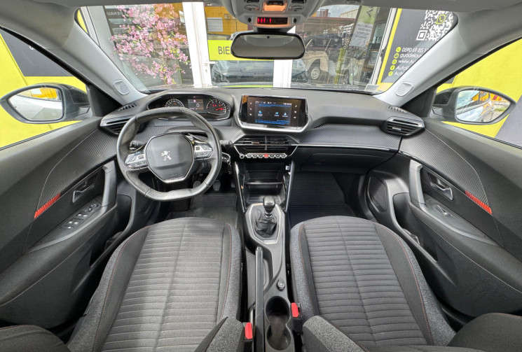 Peugeot 2008 1.5 BlueHDi 110 cv S&S Allure Pack // Première main // 100% entretien concessionnaire