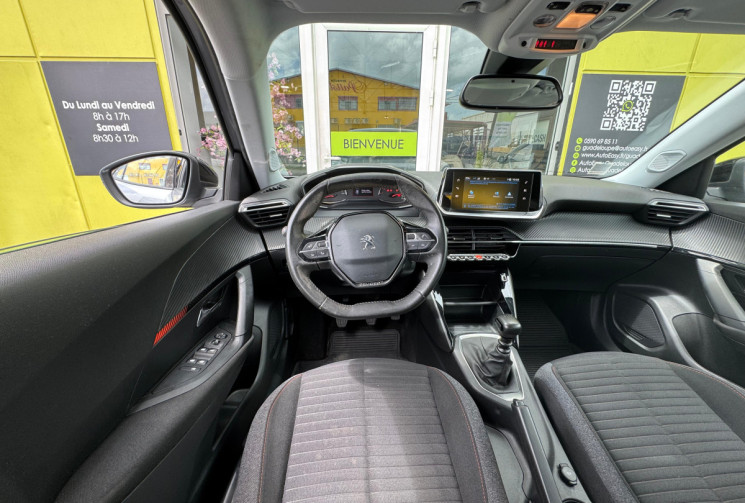 Peugeot 2008 1.5 BlueHDi 110 cv S&S Allure Pack // Première main // 100% entretien concessionnaire