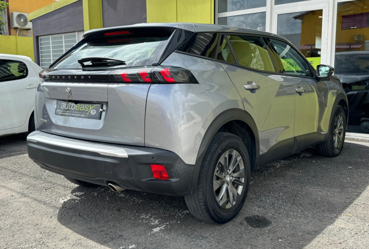 Peugeot 2008 1.5 BlueHDi 110 cv S&S Allure Pack // Première main // 100% entretien concessionnaire