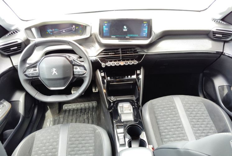 Peugeot 208 e-208 136ch Roadtrip