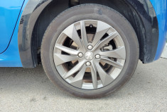 Peugeot 208 e-208 136ch Roadtrip