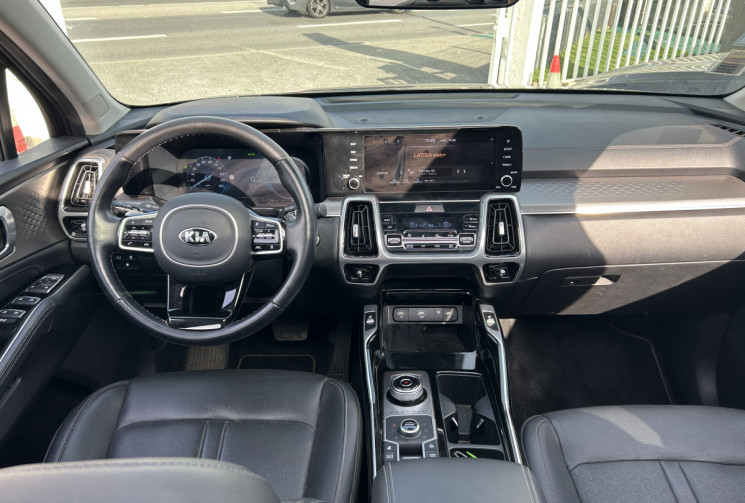 Kia SORENTO IV 1.6 T-GDI PHEV 265 Ch 4X4 DESIGN 7PL * SUIVI KIA * TOIT OUVRANT * CARPLAY