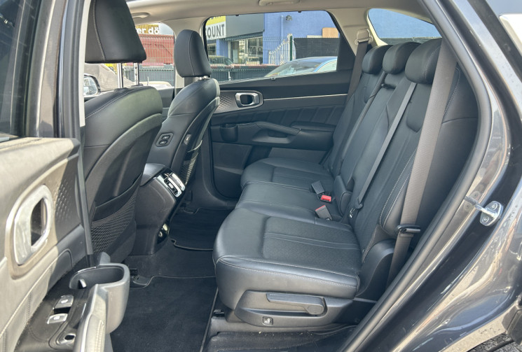 Kia SORENTO IV 1.6 T-GDI PHEV 265 Ch 4X4 DESIGN 7PL * SUIVI KIA * TOIT OUVRANT * CARPLAY