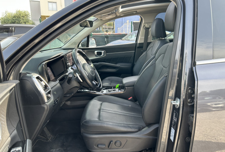 Kia SORENTO IV 1.6 T-GDI PHEV 265 Ch 4X4 DESIGN 7PL * SUIVI KIA * TOIT OUVRANT * CARPLAY