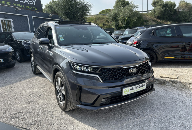 Kia SORENTO IV 1.6 T-GDI PHEV 265 Ch 4X4 DESIGN 7PL * SUIVI KIA * TOIT OUVRANT * CARPLAY