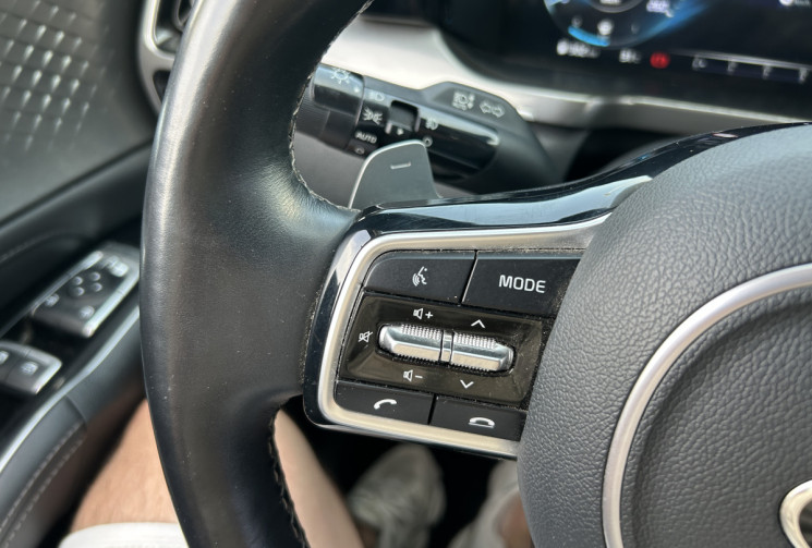 Kia SORENTO IV 1.6 T-GDI PHEV 265 Ch 4X4 DESIGN 7PL * SUIVI KIA * TOIT OUVRANT * CARPLAY