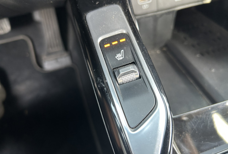 Kia SORENTO IV 1.6 T-GDI PHEV 265 Ch 4X4 DESIGN 7PL * SUIVI KIA * TOIT OUVRANT * CARPLAY