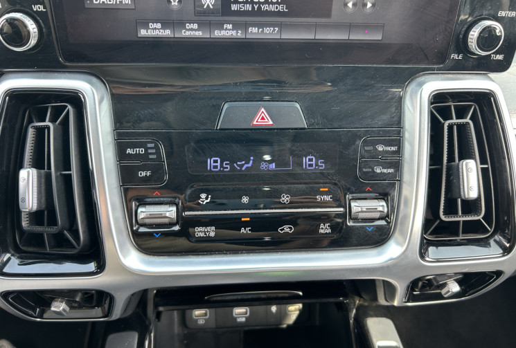 Kia SORENTO IV 1.6 T-GDI PHEV 265 Ch 4X4 DESIGN 7PL * SUIVI KIA * TOIT OUVRANT * CARPLAY