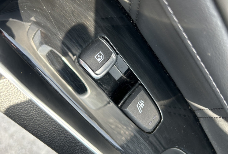 Kia SORENTO IV 1.6 T-GDI PHEV 265 Ch 4X4 DESIGN 7PL * SUIVI KIA * TOIT OUVRANT * CARPLAY