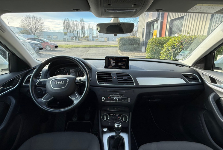 Audi Q3 2.0 TDI ultra 150 Ambiente / finition extérieure S-Line