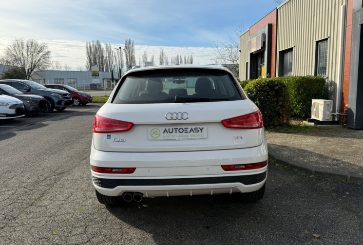 Audi Q3 2.0 TDI ultra 150 Ambiente / finition extérieure S-Line