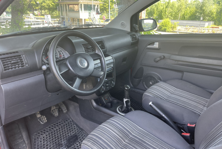 Volkswagen FOX 1.2I 54cv TREND / IDEAL JEUNE PERMIS / ATTELAGE / ROULE TOUS LES JOURS