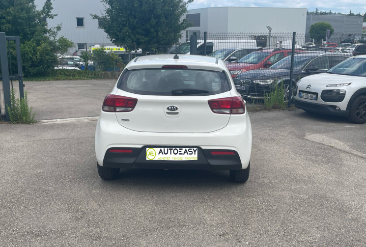 Kia RIO 1.2 / 85 CH / MOTION