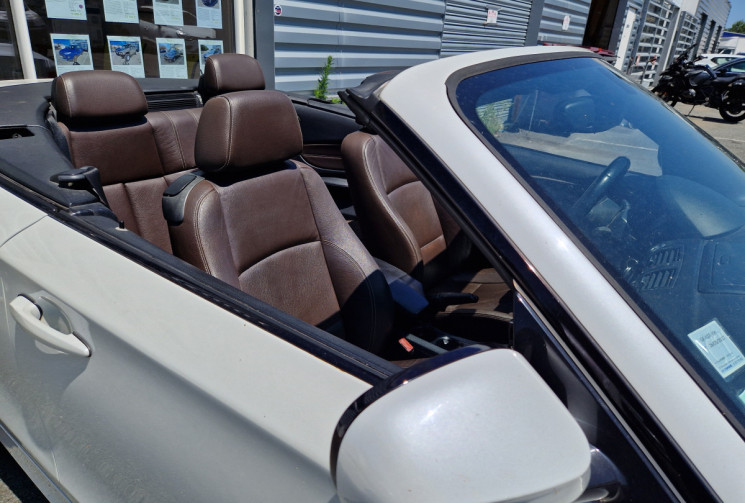 BMW Série 1  Cabriolet 118d 143ch CONFORT