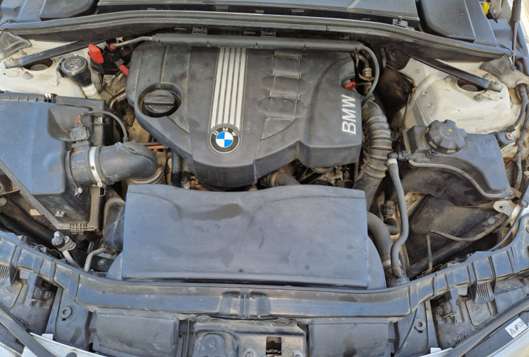 BMW Série 1  Cabriolet 118d 143ch CONFORT