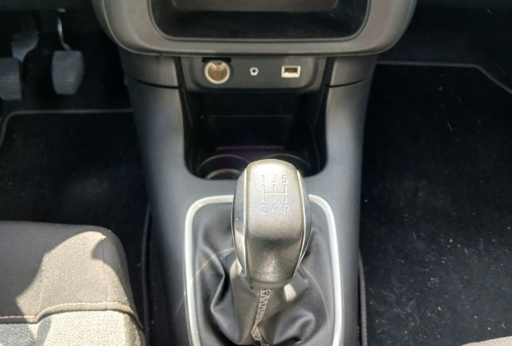 Citroën C3 III 1.2 VTi PureTech 12V 82 ELLE
