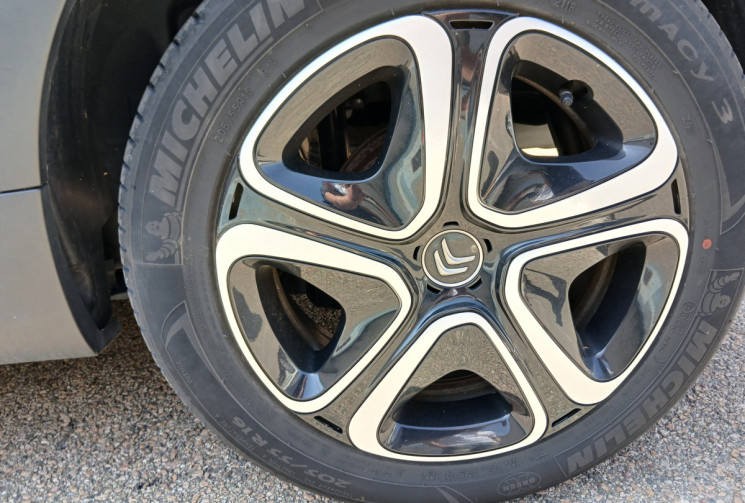 Citroën C3 III 1.2 VTi PureTech 12V 82 ELLE