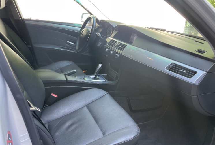 BMW Série 5 525d xDrive 197 Lci * Entretien à jour / 525xd / e60