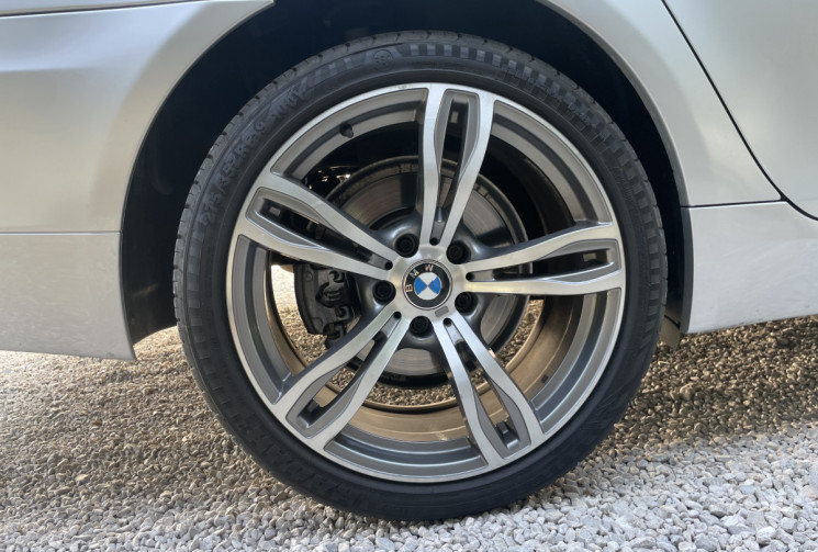 BMW Série 5 525xd 197 Lci * Entretien à jour / xDrive 