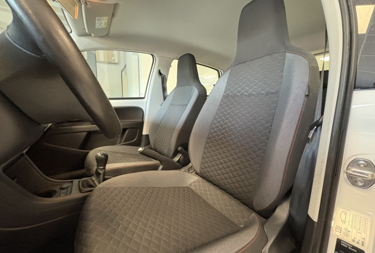 Volkswagen up! 1.0 L 75 CV CONNECT ! CAMERA DE RECUL 