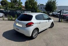 Peugeot 208 1.5 BlueHDi 100 ch / Allure