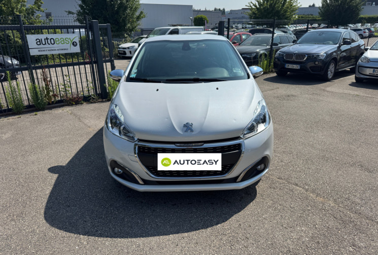 Peugeot 208 1.5 BlueHDi 100 ch / Allure