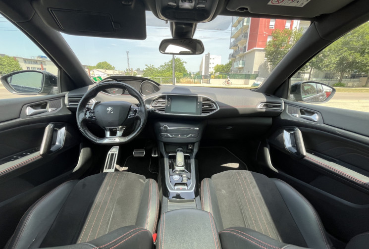 Peugeot 308 Phase II GT 2.0 S&S 177 cv Boîte auto