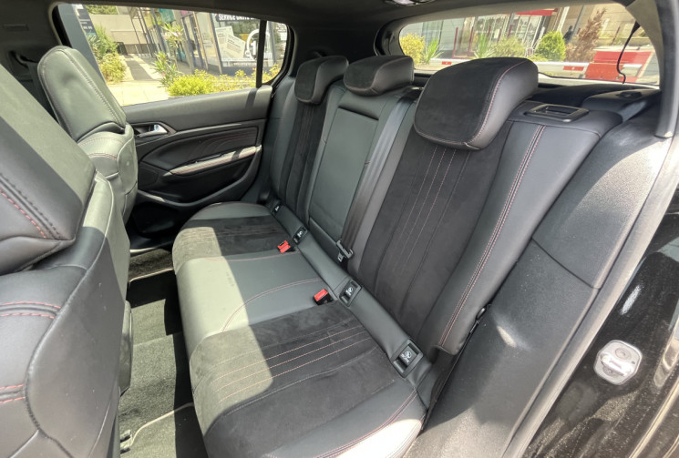 Peugeot 308 Phase II GT 2.0 S&S 177 cv Boîte auto