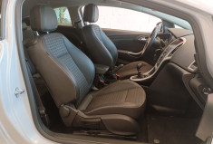 Opel Astra J GTC 2.0 CDTI FAP 16V S&S 165 cv