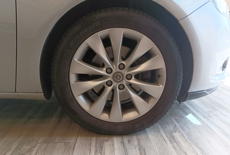 Opel Astra J GTC 2.0 CDTI FAP 16V S&S 165 cv