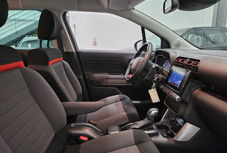 Citroën C3 Aircross 1.2 130 cv eat6 shine / carplay / entretien complet / distribution OK 