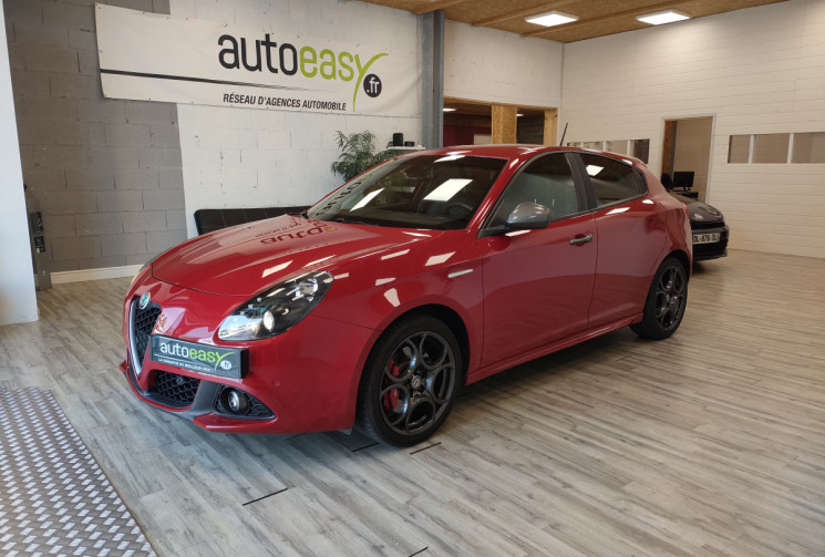 Alfa Romeo GIULIETTA 1.4 TB MultiAir 150ch Lusso Stop&Start Pack Veloce 1ERE MAIN 